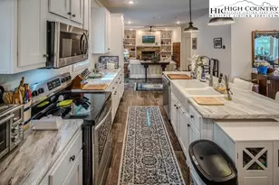 211 & 213 Wild Daisy Ln, Beech Mountain, NC 28604 - Photo 18