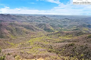 543 Gorge View Dr, Blowing Rock, NC 28605 - Photo 2