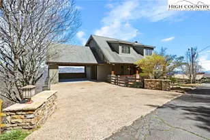 543 Gorge View Dr, Blowing Rock, NC 28605 - Photo 4