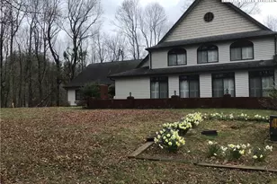 177 Eagle Nest Ln, Fleetwood, NC 28626 - Photo 8