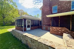 525 Luther Rd, Jefferson, NC 28640 - Photo 6