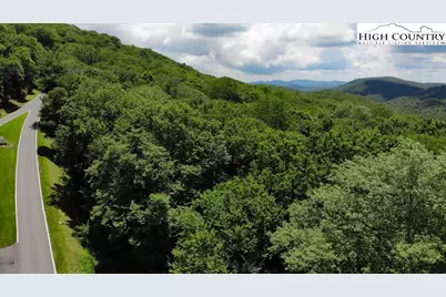 1715 Forest Ridge Drive #17, Linville, NC 28646 - Photo 4