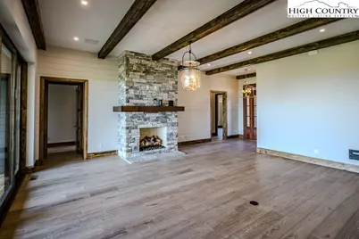 2005 Moon Run, Linville, NC 28646 - Photo 4