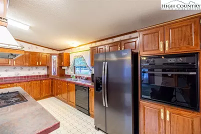 290 Stardust Lane, Glade Valley, NC 28627 - Photo 12