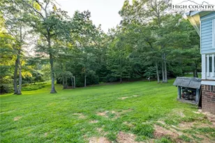 290 Star Dust Ln, Glade Valley, NC 28627 - Photo 32