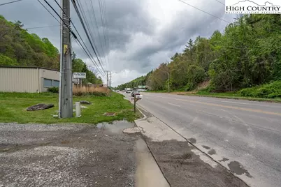 2137 Nc Highway 105, Boone, NC 28607 - Photo 8
