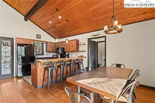 122 & 124 Lower Grouse Ridge Rd, Beech Mountain, NC 28604 - Photo 10