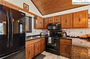 122 & 124 Lower Grouse Ridge Rd, Beech Mountain, NC 28604 - Photo 12