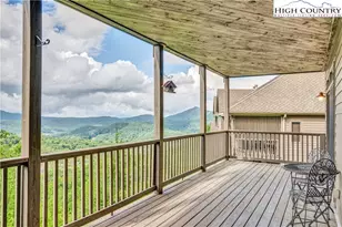 335 Pleasant View Dr, Sugar Mountain, NC 28604 - Photo 6