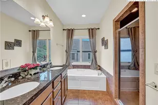 335 Pleasant View Dr, Sugar Mountain, NC 28604 - Photo 18