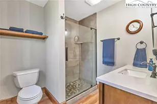 91 Red Oak, Newland, NC 28657 - Photo 28