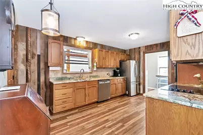 91 Red Oak, Newland, NC 28657 - Photo 22