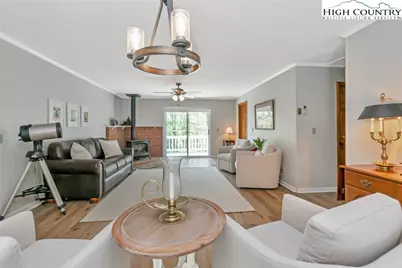 91 Red Oak, Newland, NC 28657 - Photo 6