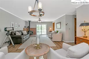 91 Red Oak, Newland, NC 28657 - Photo 6