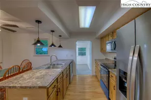 5381 Hwy 197 S, Burnsville, NC 28714 - Photo 10