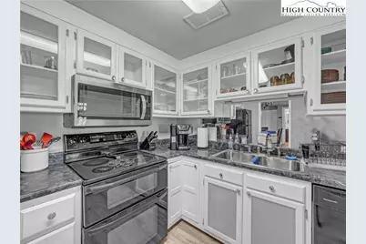 303 Sugar Top Drive #3328, Sugar Mountain, NC 28604 - Photo 8