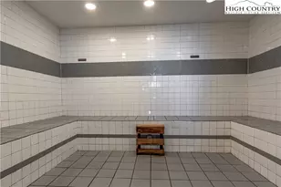 303 Sugar Top Dr, Sugar Mountain, NC 28604 - Photo 28