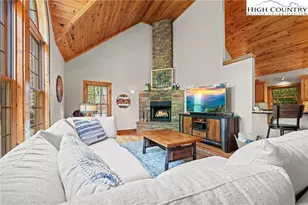 218 Sorrento Falls Rd, Blowing Rock, NC 28605 - Photo 2