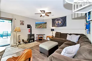 569 Shelter Rock Cir, Sugar Mountain, NC 28604 - Photo 38