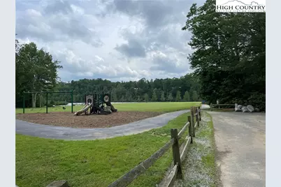 30 Sourwood Knoll, Newland, NC 28646 - Photo 32