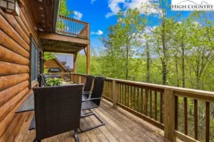 107 Heather Ln, Beech Mountain, NC 28604 - Photo 4