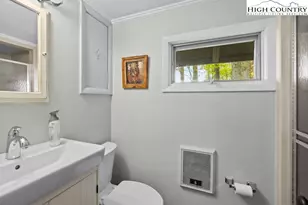 844 Pine Ridge Rd, Beech Mountain, NC 28604 - Photo 22