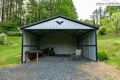 8693 Nc Hwy 88 E Highway, Laurel Springs, NC 28644 - Photo 6