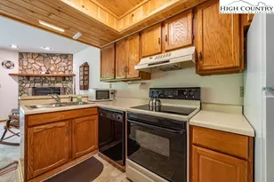 148 Hanging Rock Villas, Seven Devils, NC 28604 - Photo 12