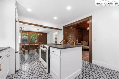 160 Old Turnpike East Road, Banner Elk, NC 28604 - Photo 8