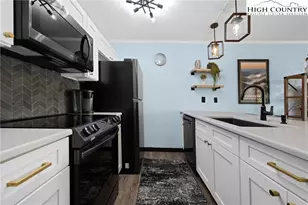 101 Mid Holiday Ln, Beech Mountain, NC 28604 - Photo 8