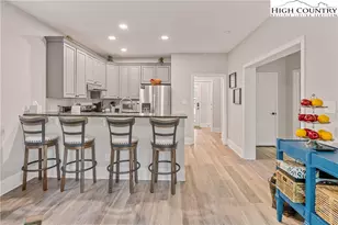 170 Inn at Crestwood Dr, Boone, NC 28607 - Photo 10