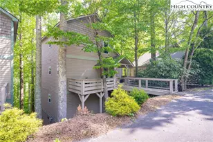 170 Inn at Crestwood Dr, Boone, NC 28607 - Photo 2