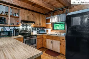 110 Forest Run, Sugar Mountain, NC 28604 - Photo 12