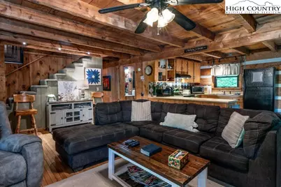 110 Forest Run, Sugar Mountain, NC 28604 - Photo 14