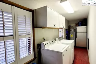 1157 Pine Ridge Rd, Beech Mountain, NC 28604 - Photo 16