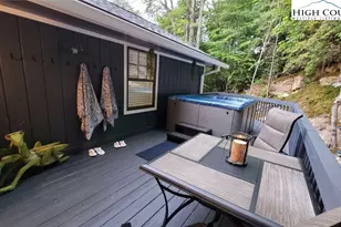 1157 Pine Ridge Rd, Beech Mountain, NC 28604 - Photo 18