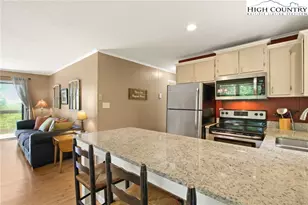 101 Upper Holiday Ln, Beech Mountain, NC 28604 - Photo 18