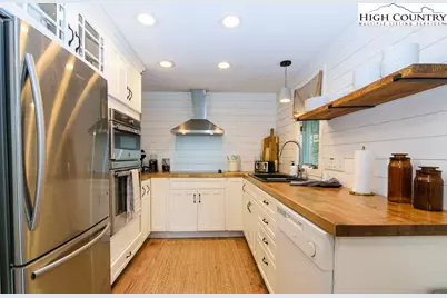 205 Spring Branch Road, Beech Mountain, NC 28604 - Photo 16