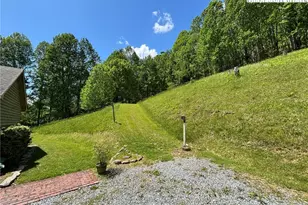 1528 Bairds Creek Rd, Vilas, NC 28692 - Photo 30