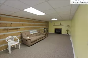 581 N Fork New River Rd, Lansing, NC 28643 - Photo 36