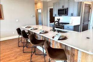 164 Ridgeline Dr, Sugar Mountain, NC 28604 - Photo 8