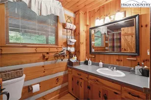 710 River Hills Rd, Lansing, NC 28643 - Photo 18