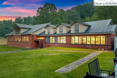 5500 Roan Creek, Mountain City, TN 37683 - Photo 4