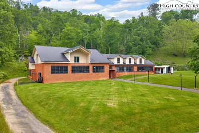 5500 Roan Creek, Mountain City, TN 37683 - Photo 18