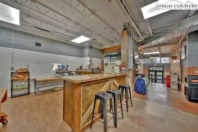 5500 Roan Creek, Mountain City, TN 37683 - Photo 30