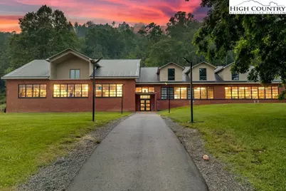 5500 Roan Creek, Mountain City, TN 37683 - Photo 2