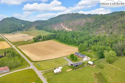 5500 Roan Creek, Mountain City, TN 37683 - Photo 12