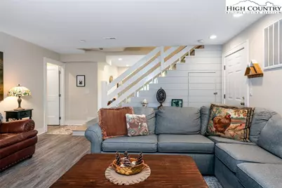 8326 Nc Highway 194, Banner Elk, NC 28604 - Photo 16