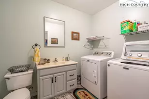 235 Brooklin St, Wilkesboro, NC 28697 - Photo 36