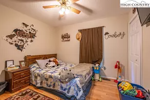 235 Brooklin St, Wilkesboro, NC 28697 - Photo 32